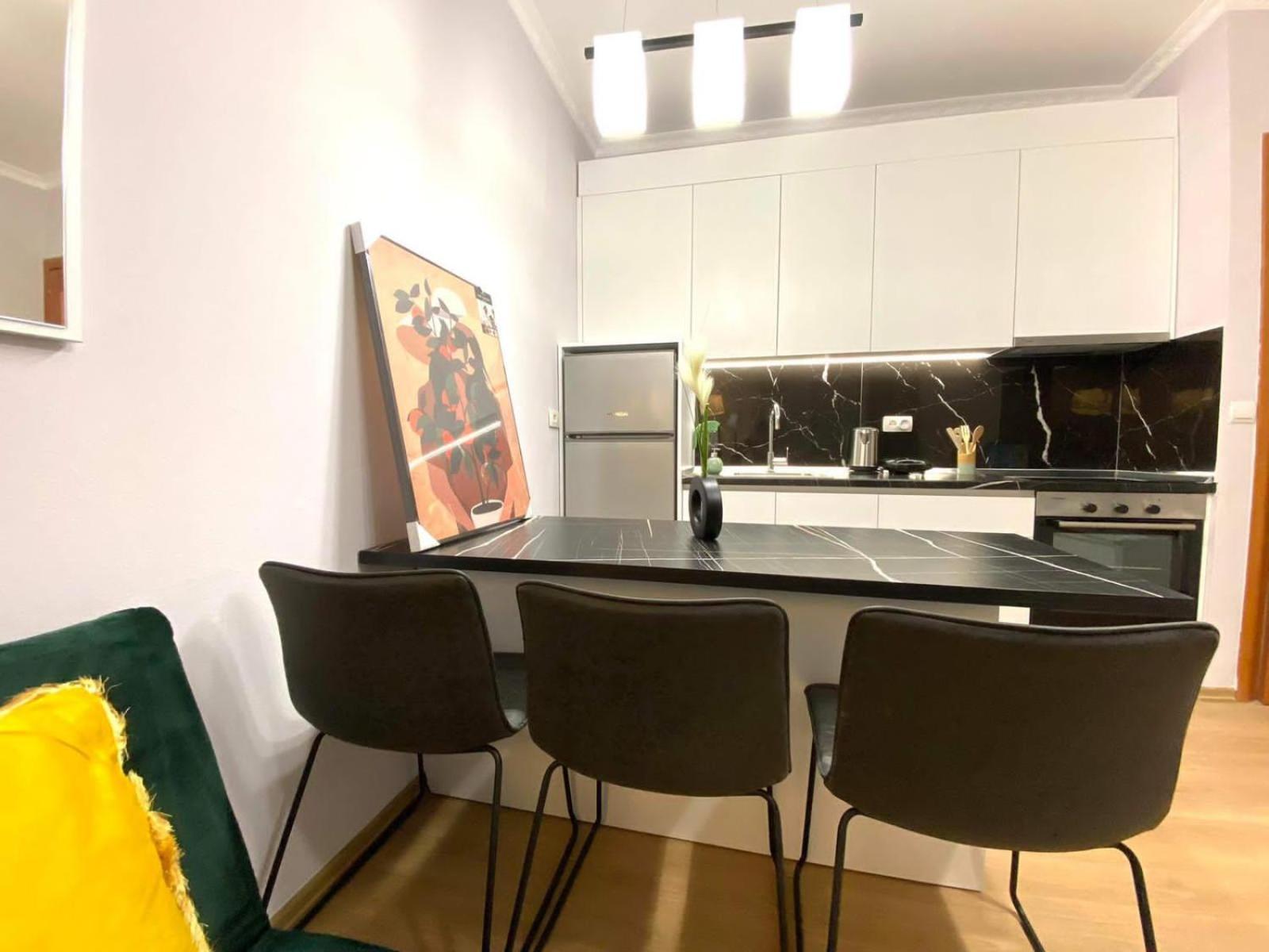 Signature 11 Apartment *